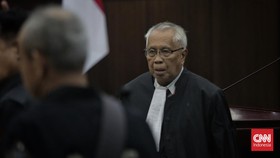 Sidang Zarof Ricar, OC Kaligis Bantah Terlibat di Kasus Ronald Tannur