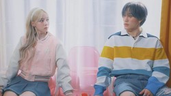 Lirik Lagu Officially Cool - Bang Ye Dam & Winter aespa