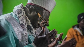 FOTO: Masjid di New York Kesulitan Tampung Imigran saat Ramadan