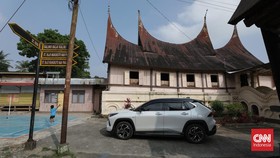 FOTO: Berpetualang Hemat ala Toyota Yaris Cross Hybrid di Sumatera