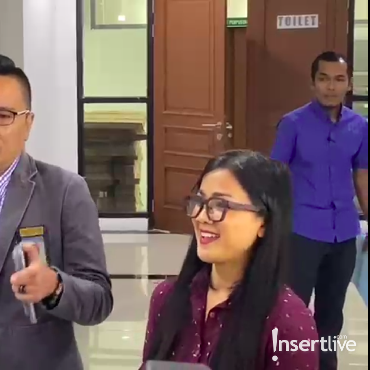 Momen Nirina Zubir Cekcok dengan Kuasa Hukum Riri Khasmita Mafia Tanah