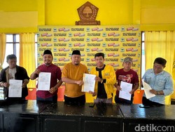 Eks Pengurus Nilai Ancaman Golkar Parepare Cabut Status Kader Bentuk Arogansi