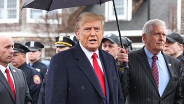 img-title Mengenal Model Cantik yang Ngaku Dilecehkan Donald Trump yang Menang Pilpres AS