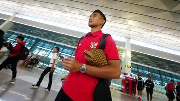 Berita Panas dari Dunia Sport CNN : 8 Pemain Timnas Indonesia Terbang ke Arab Saudi