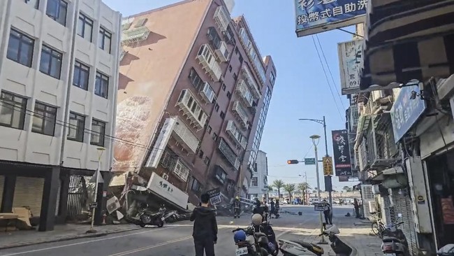 Taiwan Diguncang Gempa Dahsyat M 7,7, Infrastruktur Hancur dan Konektivitas Terputus