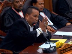 Hotman Paris Sindir Pengacara 01 & 03: Pembelaan Mereka Pepesan Kosong