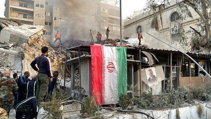 Iran bersumpah akan serang balik Israel setelah serangan konsulat di Damaskus Seberapa besar potensi perang antara Iran dan Israel?