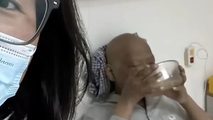 Kisah Haru Perempuan Asal China Setia Dampingi Pasangan yang Alami Kanker Langka