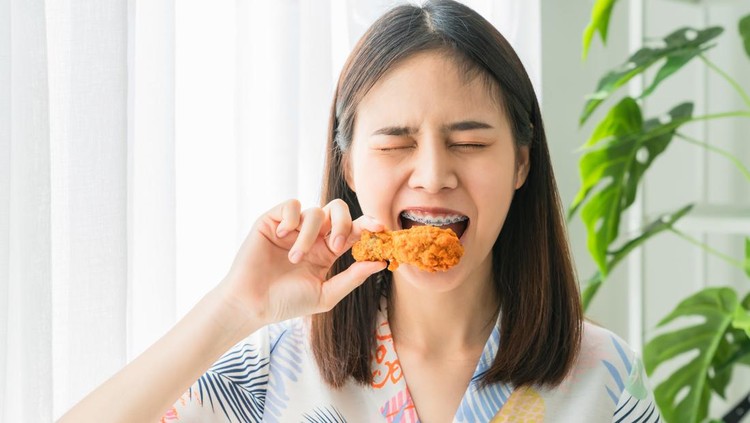 makan gorengan