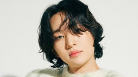 Onew SHINee Gabung Agensi GRIFFIN Entertainment