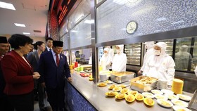Prabowo Kagum Tengok Makan Siang Gratis di Beijing: Sangat Sehat