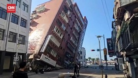 VIDEO: Akibat Gempa 7,2 di Taiwan, Gedung Bertingkat Rubuh