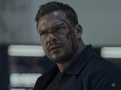 Ini Adegan yang Ogah Dilakukan Alan Ritchson di Reacher