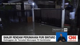 Aliran Kali Sunter Hulu Meluap Kampung Makasar Terendam Banjir