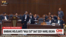VIDEO: Bambang Widjojanto 'Walk Out' Saat Eddy Hiariej Bicara