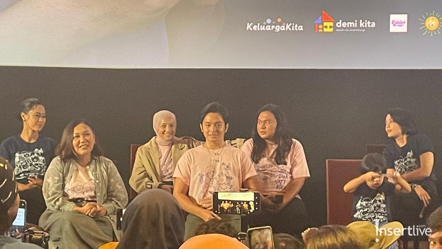 Dua Hati Biru Dua Hati Biru