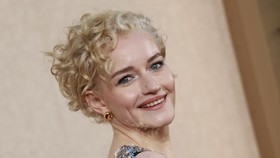 Julia Garner Jadi Silver Surfer Versi Shalla-Bal di Fantastic Four