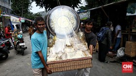 FOTO: Semarak Penjualan Parsel di Pasar Kembang Cikini Jelang Lebaran