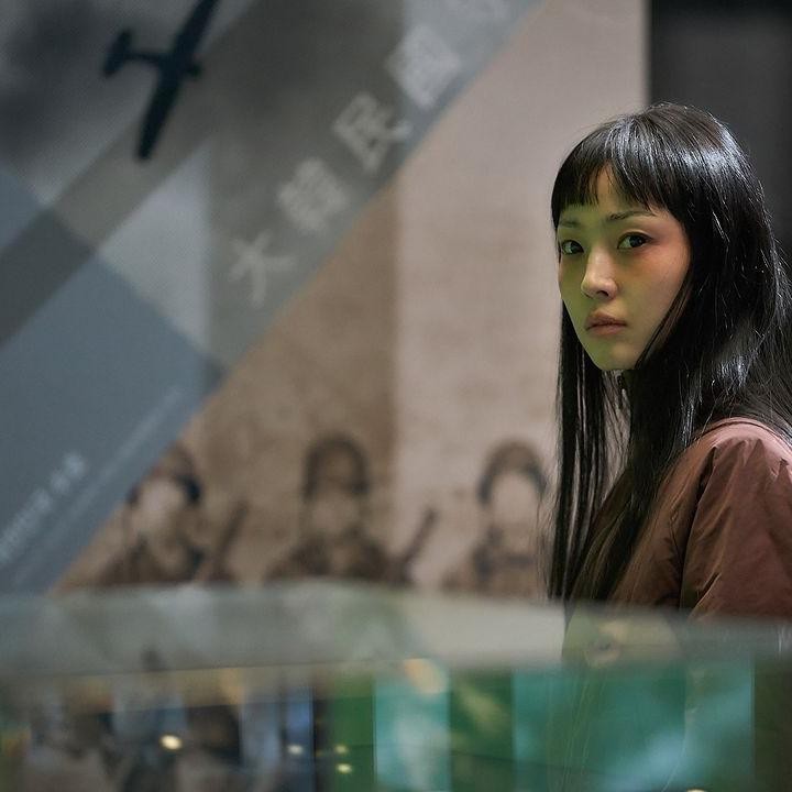 <p>Parasyte: The Grey adalah drama Korea original Netflix yang disutradarai oleh Yeon Sang Ho, penggarap film <em>Train to Busan</em> (2016) dan serial <em>Hellbound</em> (2021). (Foto: Netflix Korea)</p>