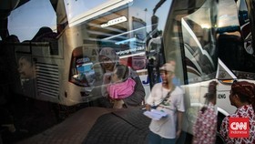 FOTO: Antusias Warga DKI Berangkat Mudik Gratis Menuju Kampung Halaman