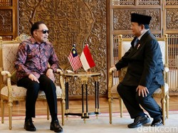 Prabowo Kunjungi Anwar Ibrahim, Saling Tukar Pengalaman Karier Politik