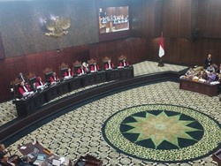 Hakim MK Arief Hidayat Ngaku Tergelitik Lalu Takut gegara Tulisan Ahli Prabowo