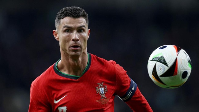 Cristiano Ronaldo memburu rekor unik saat Portugal bersua Ceko pada laga perdana Grup F Euro 2024 di Stadion Leipzig, Rabu (9/6) dini hari waktu Indonesia.