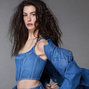 Anne Hathaway & Cillian Murphy 