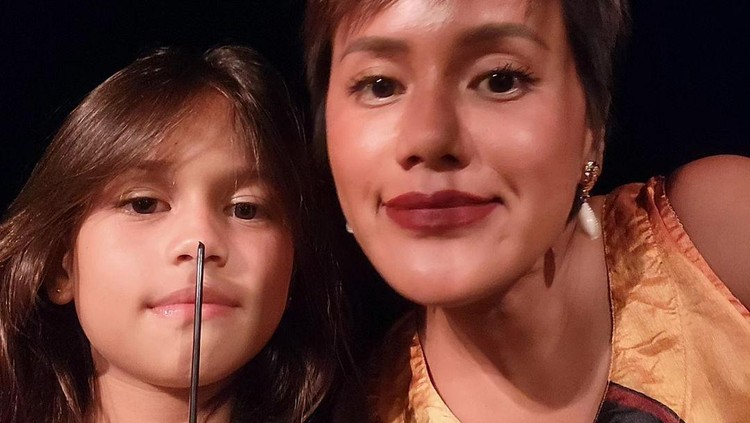 Alexa Jubaeda Putri Lia Waode
