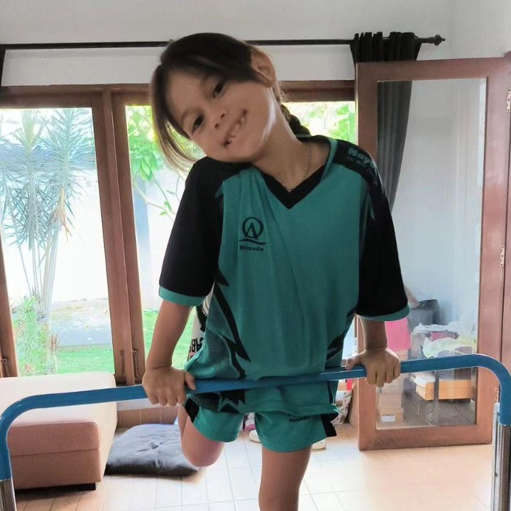 <p>Dalam sebuah kesempatan, Lia pun bercerita mengapa memanggil sang anak dengan nama Jubaedah. Ternyata, kebiasaan ini berawal dari keisengan Lia. (Foto: Instagram: @liawaode)</p>