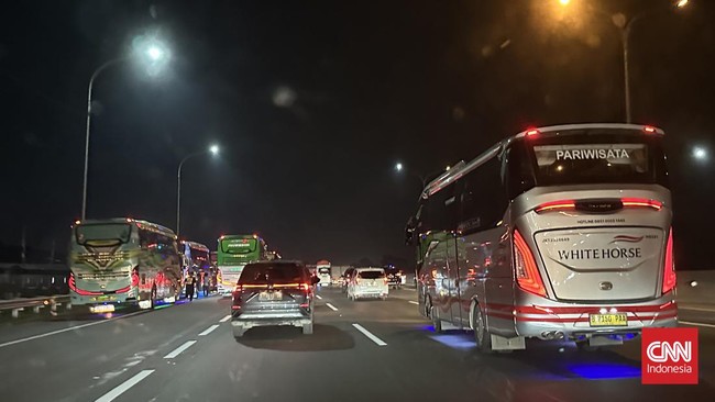 Jalur Tol Trans Jawa Berlakukan Sistem Satu Arah dari Tol Cipali ke Kalikangkung