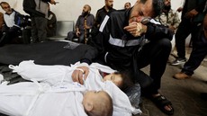 Israel Bombardir Rafah: 27 Orang Tewas, Termasuk Wanita dan Anak-anak