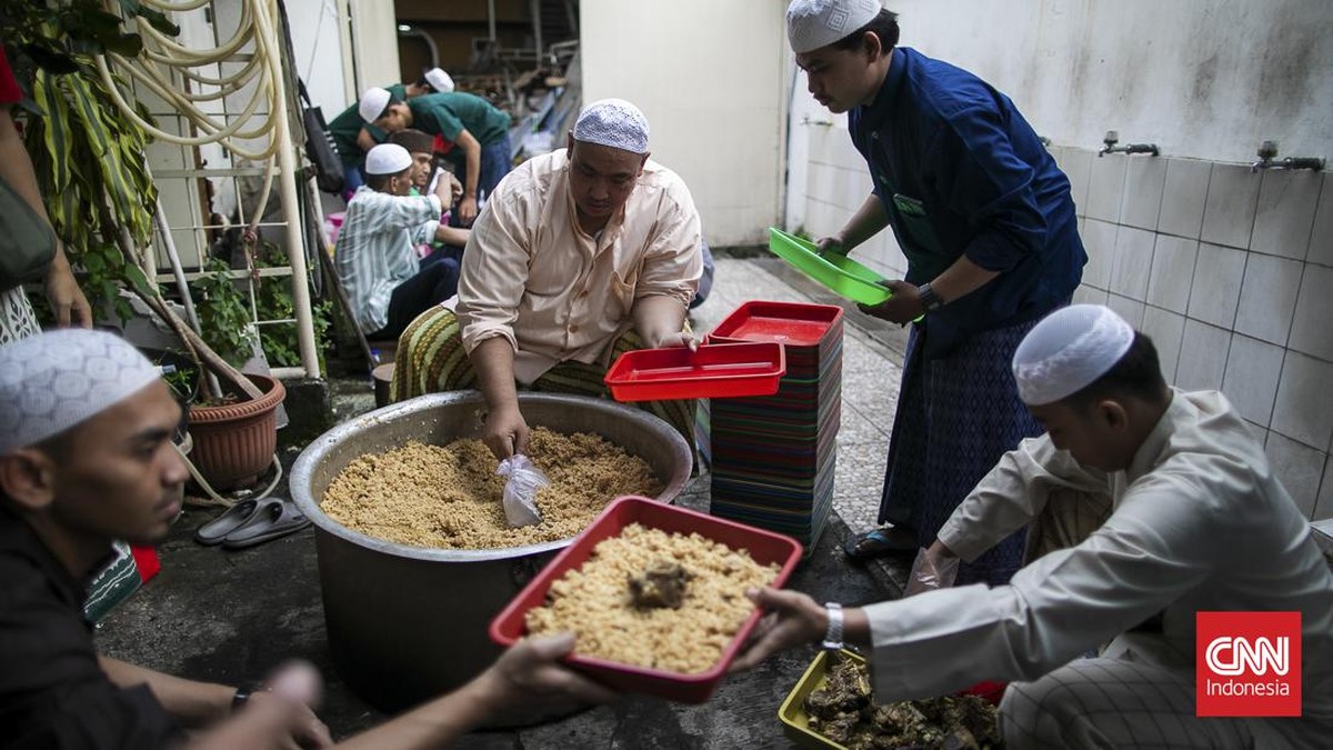 FOTO: Khidmat Buka Puasa Bersama di Malam 25 Ramadan