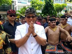 Badung Serahkan Bantuan Hibah Rp 11 Miliar ke Masyarakat Buleleng