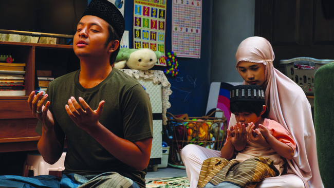 Aktor Angga Yunanda merasa bersyukur bisa kembali berperan sebagai Bima dalam film sekuel Dua Garis Biru, berjudul Dua Hati Biru.