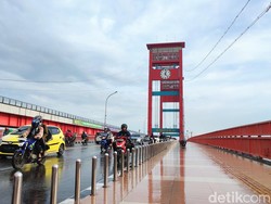 Jembatan Ampera Bukan untuk Truk, Dishub: Akan Ditilang!