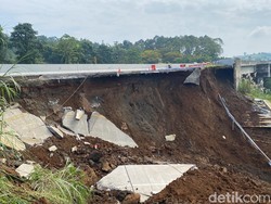 Benarkah Longsor di Tol Bocimi karena Curah Hujan Tinggi? Ini Kata BMKG