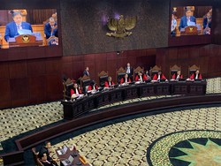 Airlangga Buka-bukaan Alasan Pemerintah Gelontorkan Perlinsos