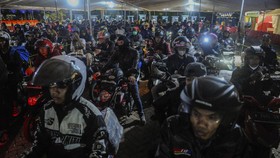 Kelakar Pemudik Motor di Ciwandan: Terima Kasih Pinjol, Aku Bisa Mudik