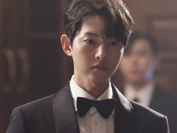 9 Model Rambut Pria Korea yang Tren di 2024, Ala Song Joong Ki Hingga V BTS