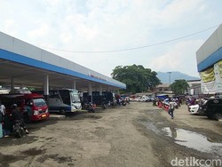 Lesu Sopir Bus Sukabumi gegara Penumpang Dibegal Travel Gelap