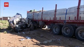 VIDEO: Kecelakaan Maut Bus dan Truk di Bolivia, 14 Orang Tewas