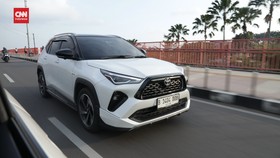 VIDEO: Jajal Jalur Lintas Sumatera dengan Yaris Cross S GR Hybrid