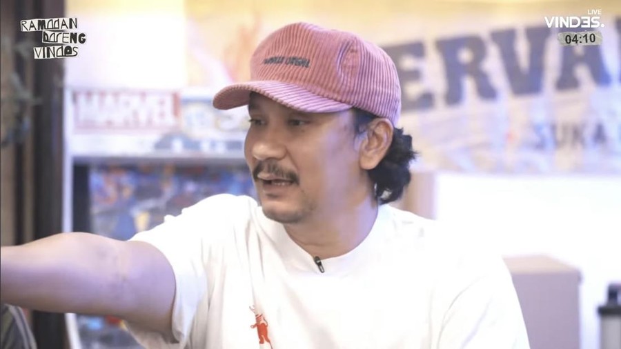 Vincent Rompies kembali mengisi acara VINDES Vincent Rompies kembali mengisi acara VINDES