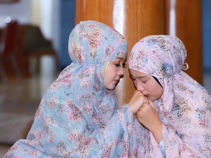 Begini Beda Sikap Atalia & Zara saat Lebaran di Tengah Isu yang Menerpa Ridwan Kamil