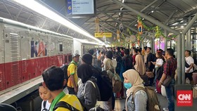 Puncak Arus Mudik, 27 Ribu Penumpang Tinggalkan Surabaya Pakai Kereta