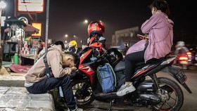 FOTO: Arus Mudik Motor di Jalur Pantura Mulai Ramai
