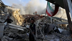 Netanyahu Umumkan Siap Perang, Kenapa Israel Alihkan Serangan ke Iran?