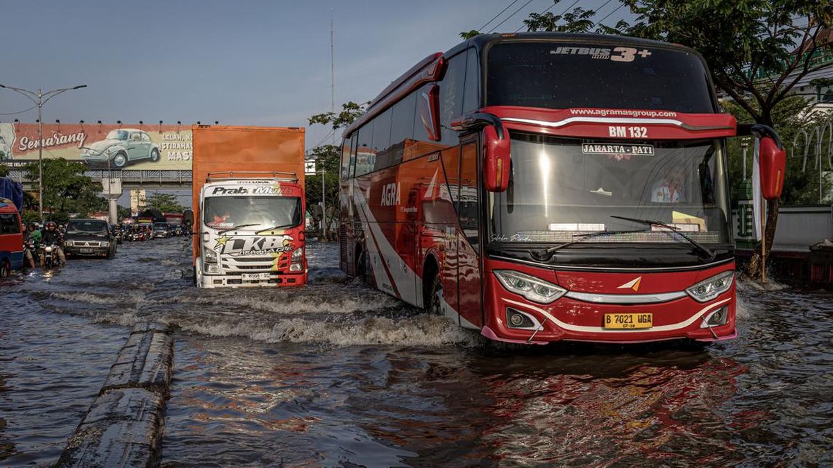 BMKG Tetapkan Status Siaga Hujan Lebat di Pantura hingga 31 Januari