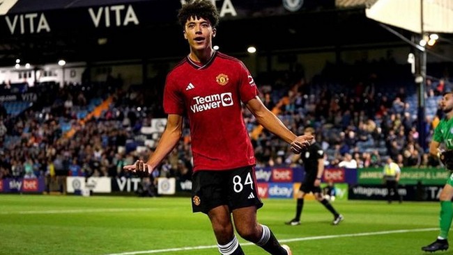 Penyerang akademi Manchester United Ethan Wheatley membantah memiliki keturunan Malaysia dan Indonesia di tengah rencana naturalisasi Harimau Malaya.